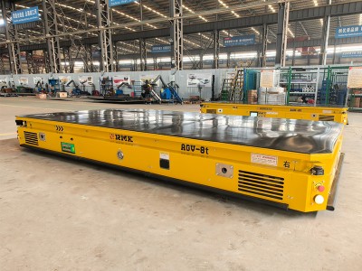 8 tona lasersko vođenog AGV-a s dizanjem palete